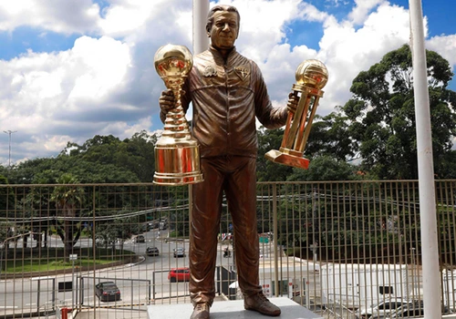 São Paulo inaugura estátua do Telê Santana no Morumbi ( Imagem : Divulgação)